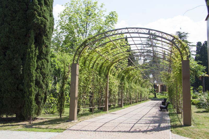 Materials Used In Custom Commercial Arbor And Trellis Construction